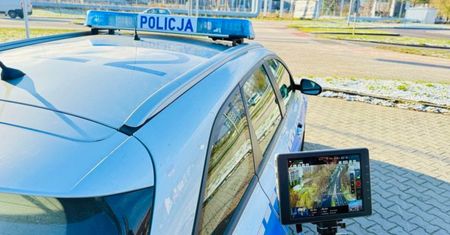 57-latek przechodził przez pasy. Skończył w szpitalu