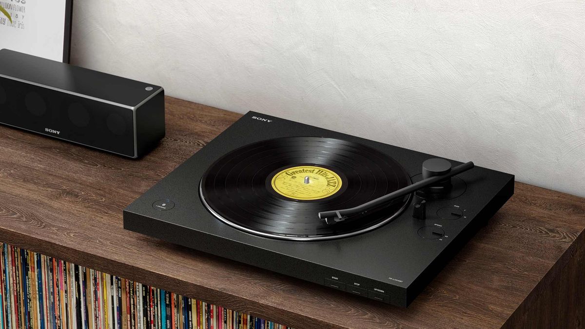 Sony łączy stare z nowym: bezprzewodowy gramofon i przenośne głośniki na CES 2019