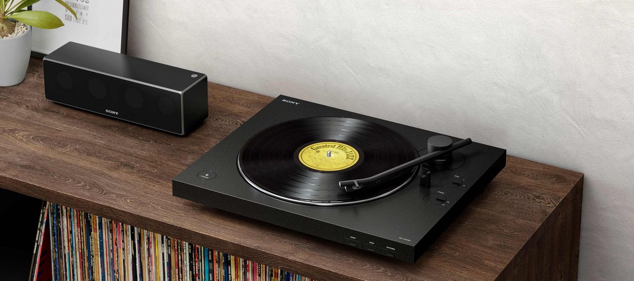Sony łączy stare z nowym: bezprzewodowy gramofon i przenośne głośniki na CES 2019