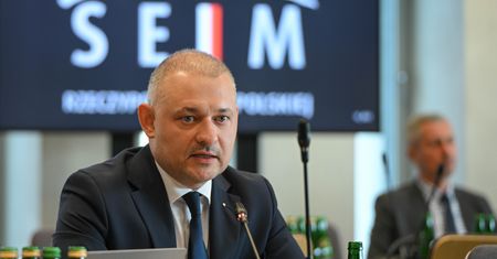 Szef Rady Mediów Narodowych w opałach. Jest decyzja sejmowej komisji