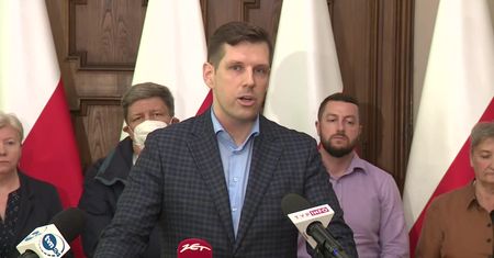 Śnięte ryby również w Nerze. Wojewoda łódzki zaleca niekorzystanie z rzeki