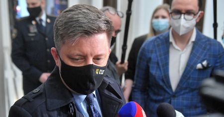 Wybory kopertowe. Michał Dworczyk zapewnia, że rząd działał zgodnie z prawem