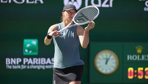 Iga Świątek musi czekać na rywalkę. Znów będzie faworytką