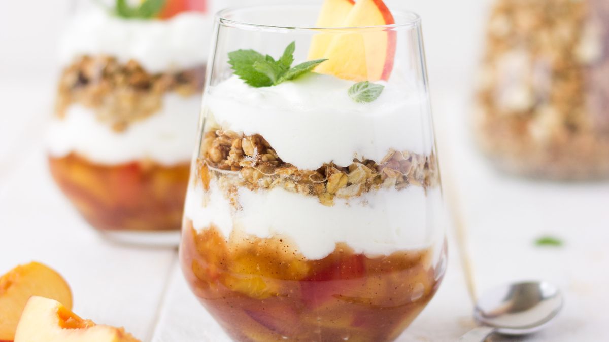 Szarlotka w szklankach - pyszny i ekspresowy deser