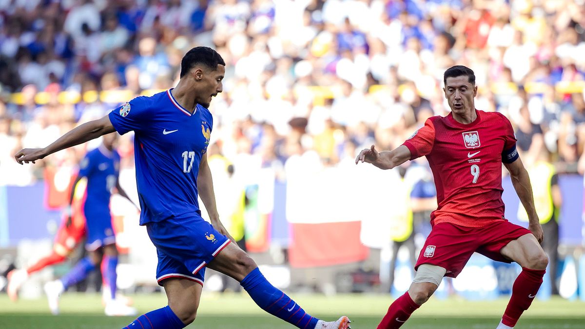 Getty Images / Jeroen van den Berg/Soccrates / Na zdjęciu: William Saliba i Robert Lewandowski