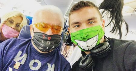 Przyczajona za Conankiem Dagmara Kaźmierska pozuje z Lechem Wałęsą: "Załapałam się na zdjęcie z LEGENDĄ" (FOTO)