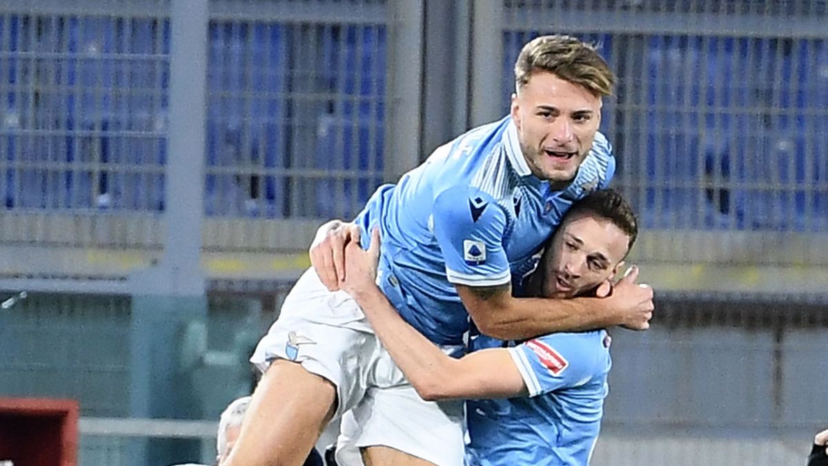 PAP/EPA / ETTORE FERRARI / Na zdjęciu: piłkarze Lazio Rzym cieszą się z bramki Ciro Immobile