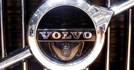 Pożegnanie ze spalinami. Volvo będzie produkować tylko auta elektryczne lub hybrydowe