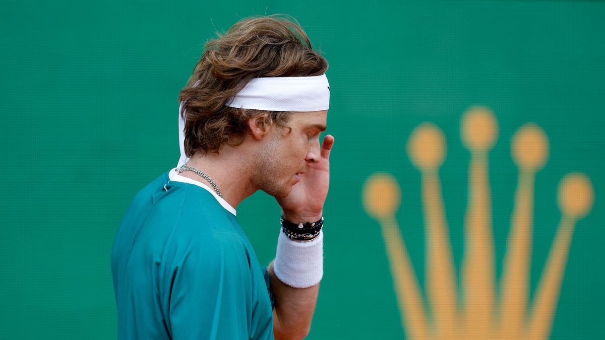 PAP/EPA / Sebastien Nogier / Na zdjęciu: Andriej Rublow