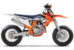 KTM 450 SMR ma nową wersję. Austriackie supermoto po kilku poprawkach