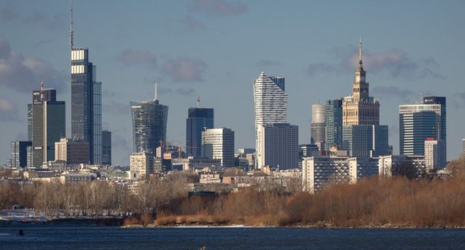 Boomersi bardziej niż Zetki dostrzegają potencjał rozwoju Polski