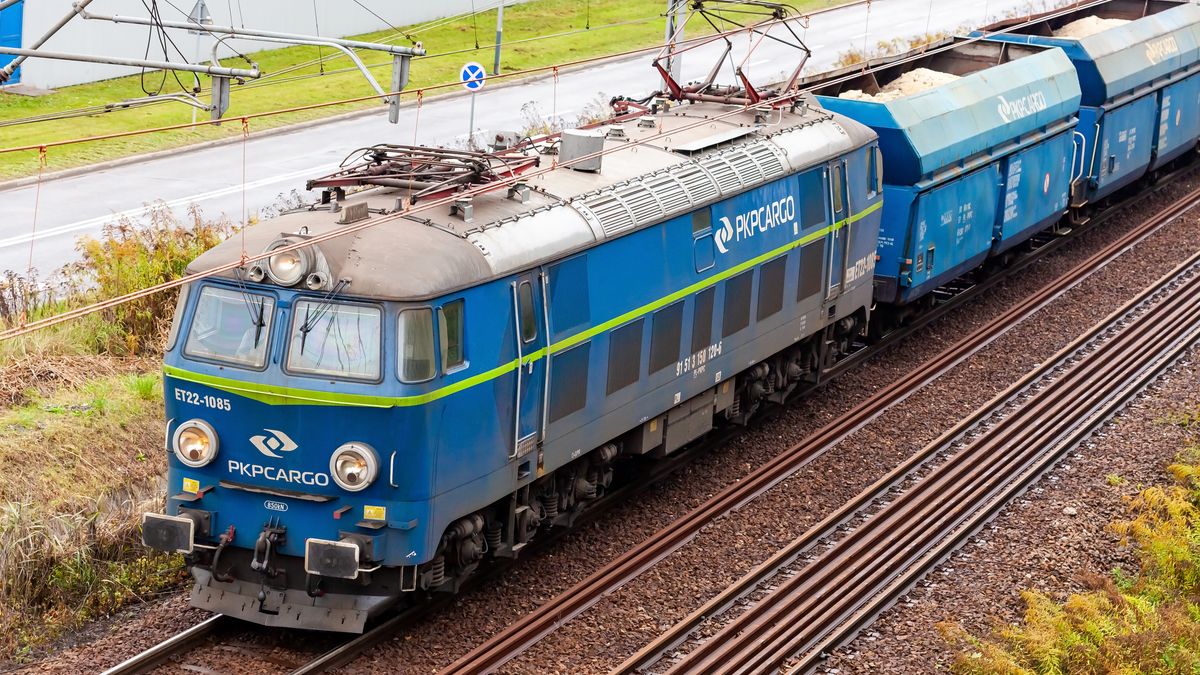 PKP Cargo nie ma prawa upaść i nie upadnie - mówi minister infrastruktury
