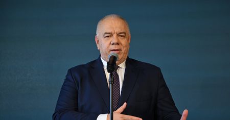 Sasin bije się w pierś. "Sytuacja nie powinna mieć miejsca"