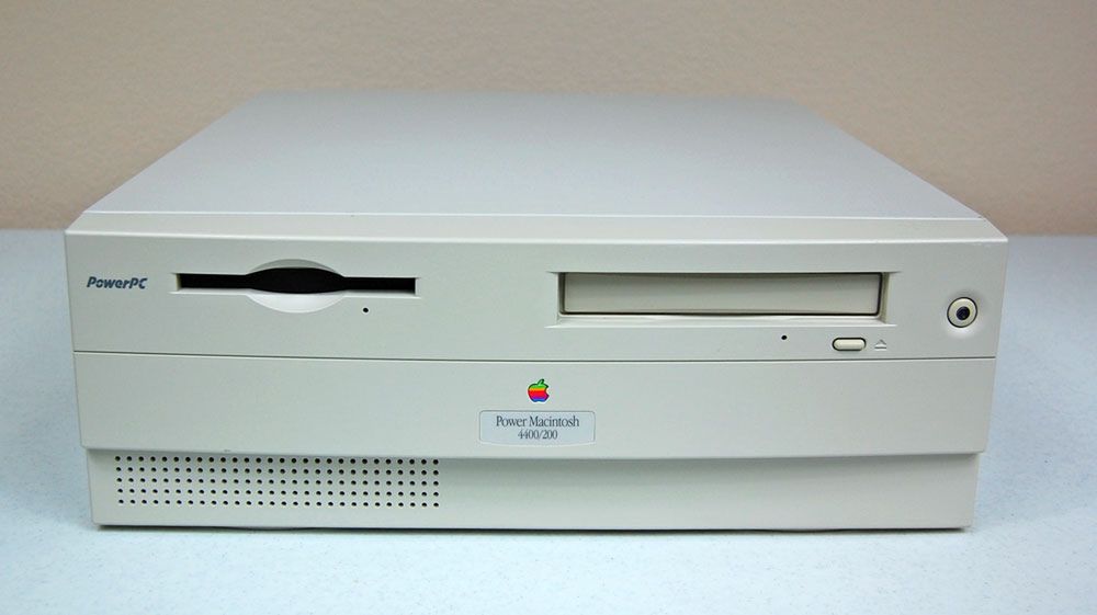 Apple PowerMac 4400