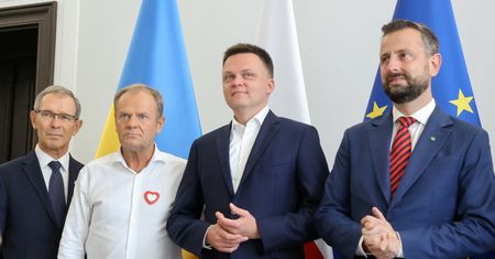 "Najlepszy przepis na polityczne samobójstwo". Ekspert ostrzega opozycję
