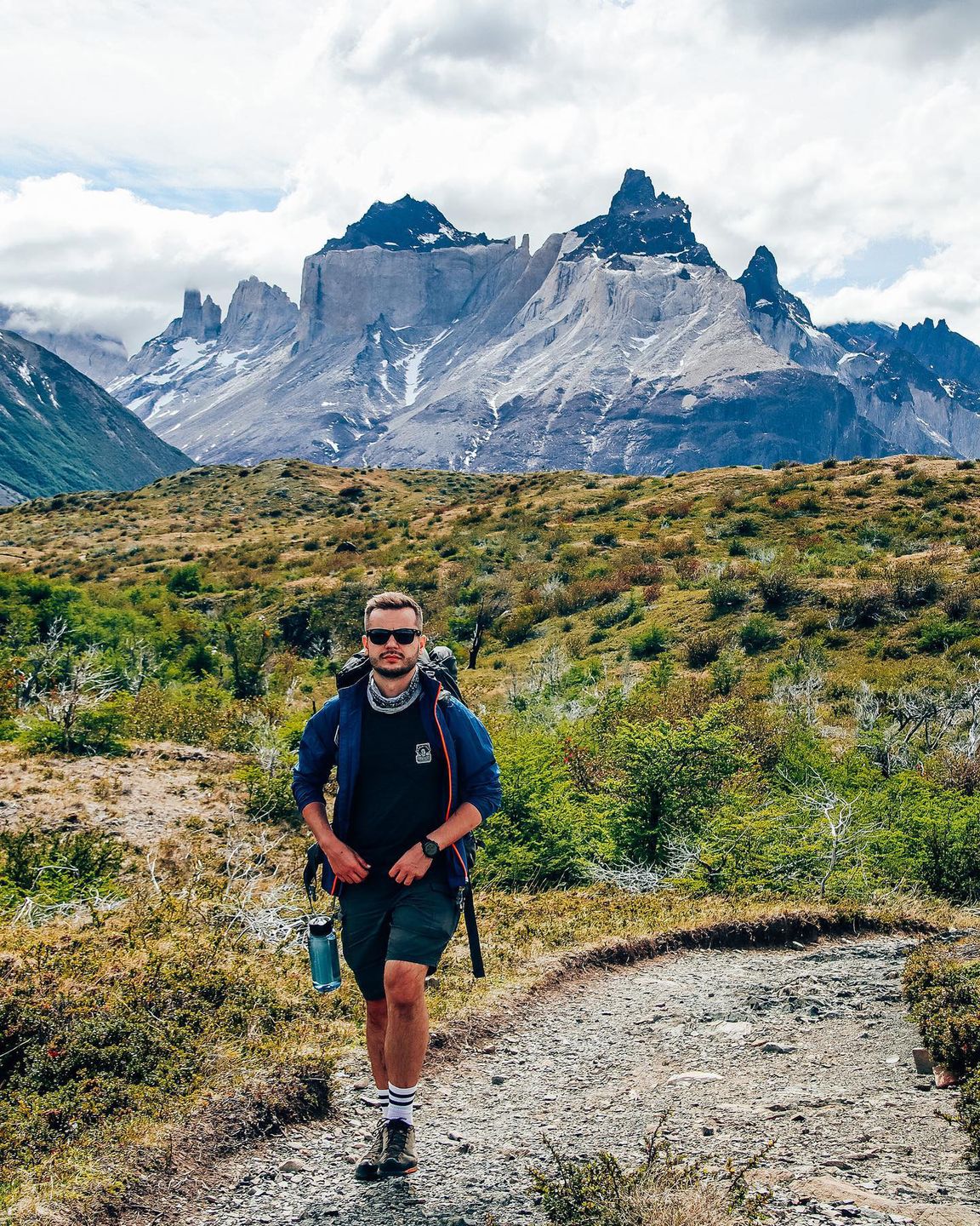 Chodzenie po górach to jedna z pasji Pawła.