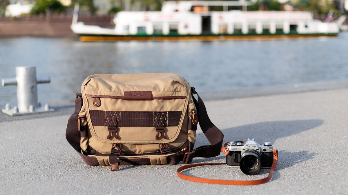 Vanguard Havana 33 – recenzja wygodnej torby fotograficznej w miejskim stylu 1