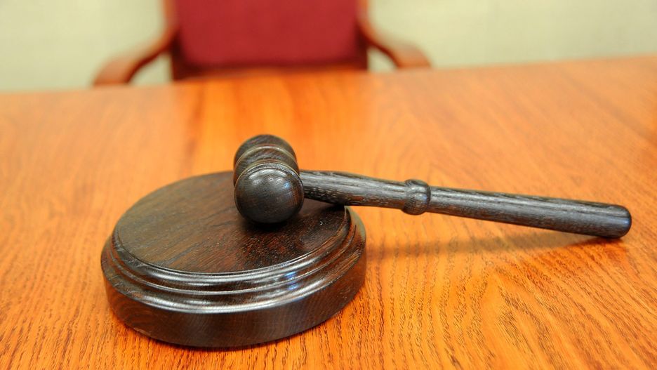 Warszawa. Sąd wymierzył karę za uszkodzenie rzeźby