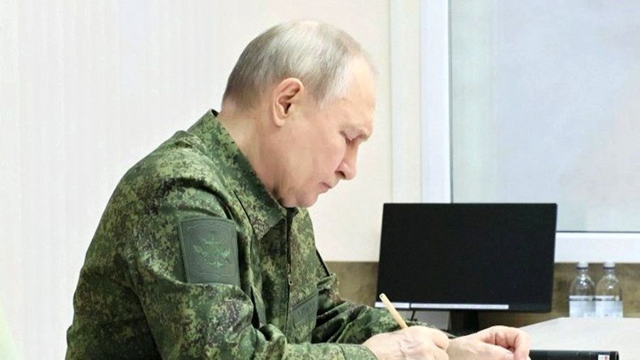 Trwają rozmowy o zakończeniu wojny w Ukrainie. 