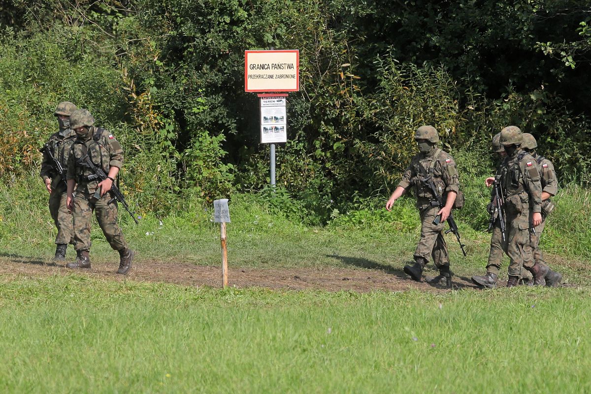 Operacja Śluza. TakAleksander  Łukaszenka ściąga migrantów na Białoruś i dalej 