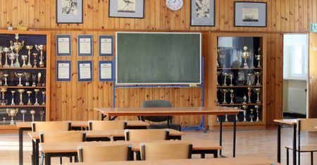 "Nie puszczę dziecka do szkoły". Prawnik o konsekwencjach decyzji