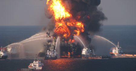 Minęło już 12 lat. Wyciek ropy naftowej z platformy Deepwater Horizon wciąż daje o sobie znać