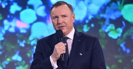 Donald Tusk odwołał Jacka Kurskiego. Ile zarabiał w Banku Światowym? Spora suma