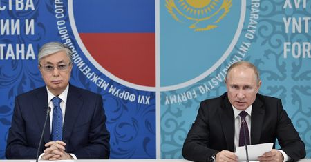 W co gra Kazachstan? "Rosja strategicznym partnerem"