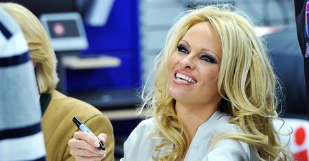 Pamela Anderson zmieniła się nie do poznania. Aktorka stawia na naturalny look
