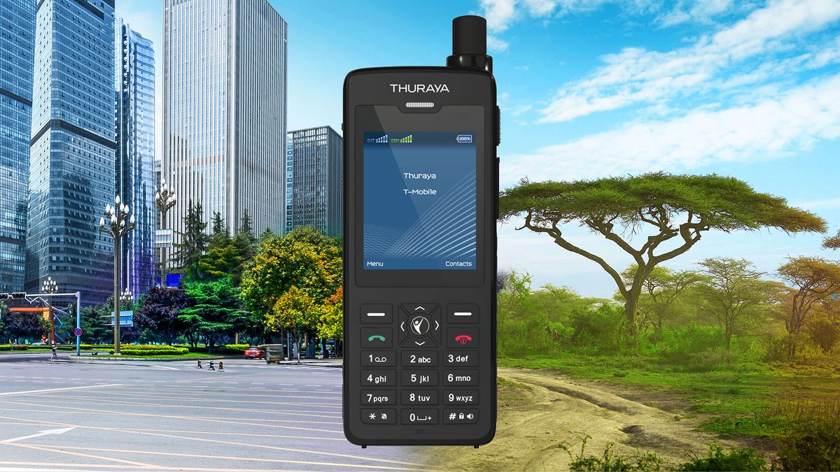 Thuraya XT PRO DUAL oficjalnie. Wygląda niepozornie, ale docenisz go, gdy znajdziesz się na pustyni 1