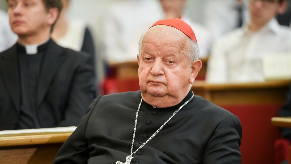 "Don Stanislao". Dziwisz przebacza Polakom. Terlikowski: nie jest papieżem