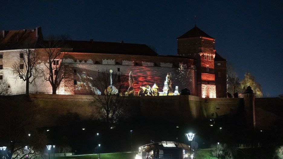 &#34;Korona i Państwo - 1000 lat Królestwa&#34;. Widowisko multimedialne na Wawelu.