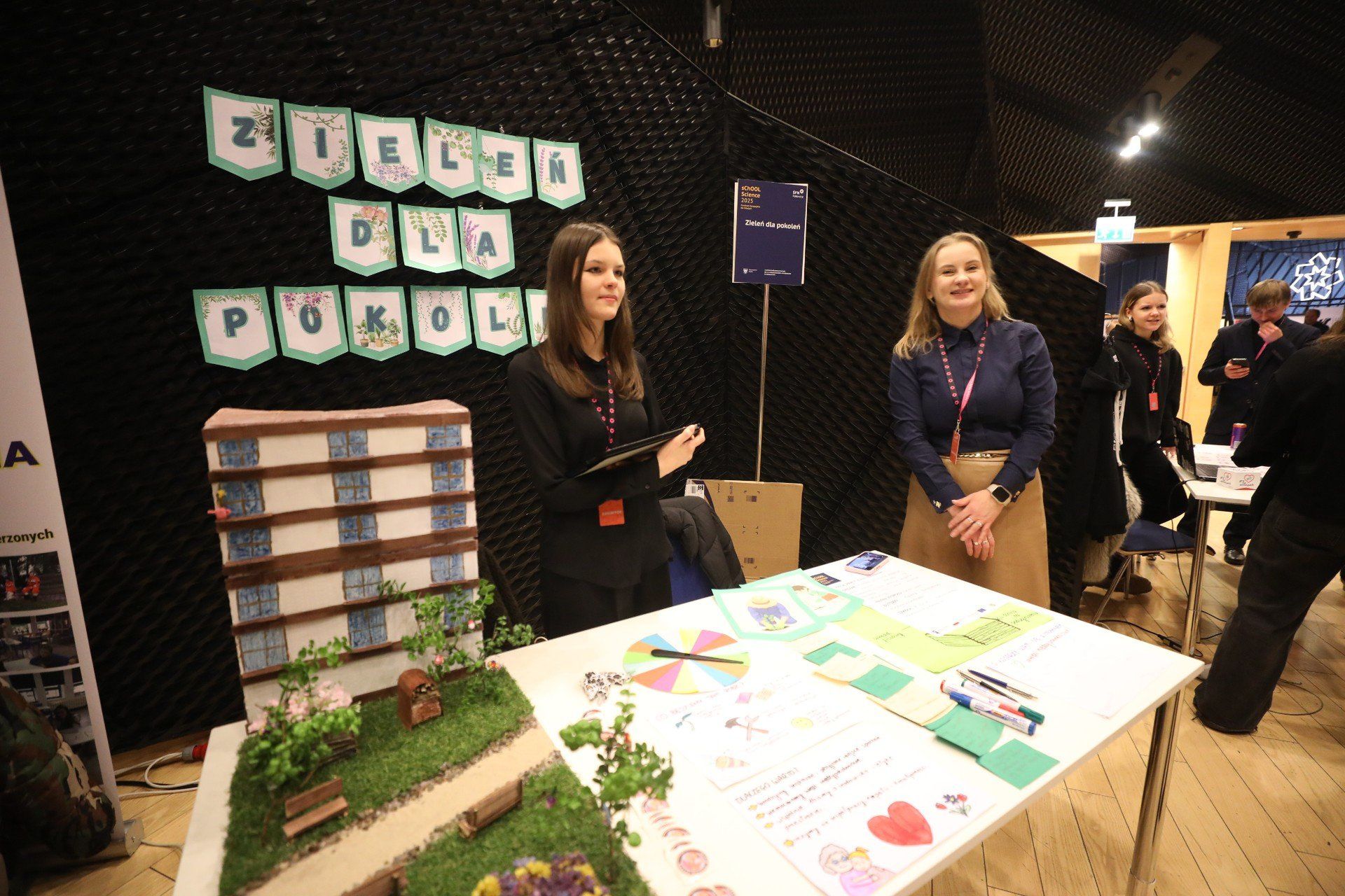 Finał dziewiątej edycji Śląskiego Festiwalu Nauki Katowice. Dyskusje, warsztaty, pokazy i... gwiazdy TikToka. Działo się