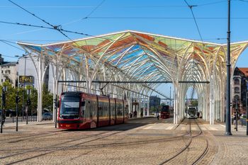 Łódź: Nie tylko nowoczesne pesy są klimatyzowane. Także stary tabor
