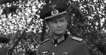 Kultowe filmy i seriale PRL-u. Czy rozpoznasz je po jednym kadrze?