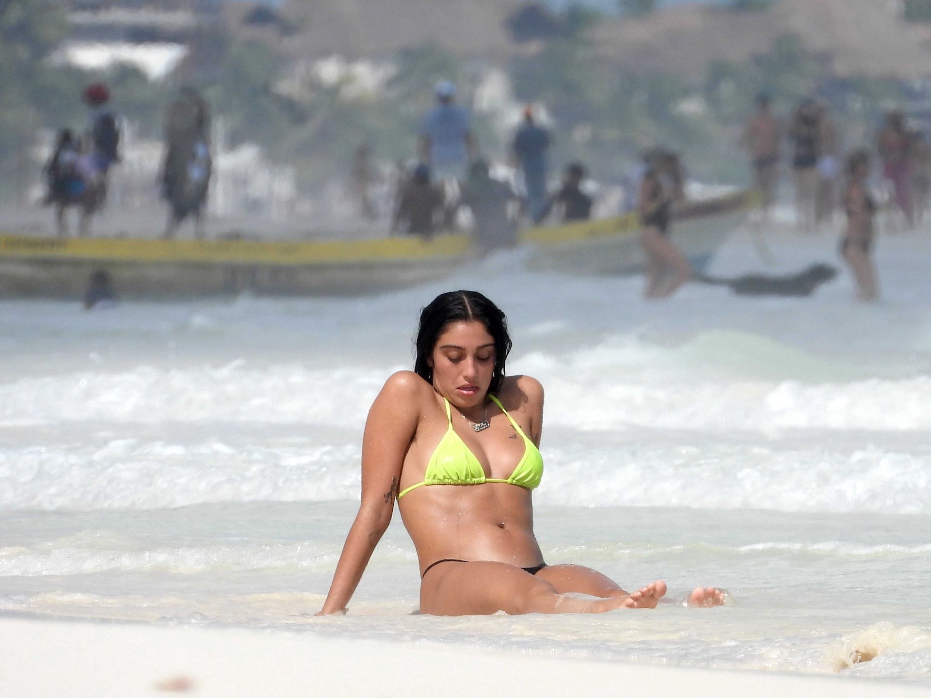 Córka Madonny Lourdes Leon na wakacjach z ukochanym