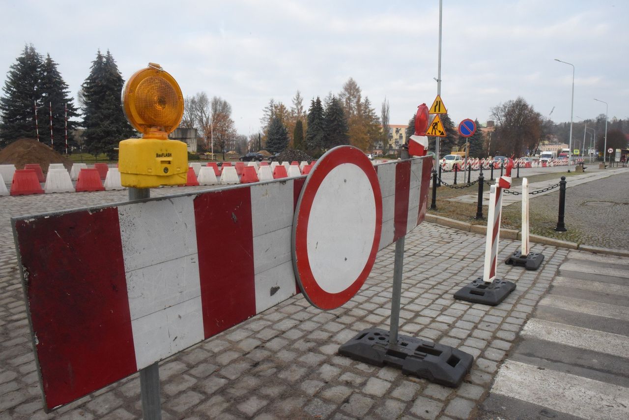 Kolejny weekend remontów w Warszawie. Utrudnienia w kilku dzielnicach. Zamknięte ulice i objazdy