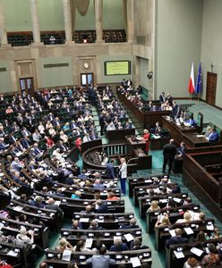 Seria głosowań w Sejmie. Posłowie m.in. o cenach energii. Gorąco na sali obrad