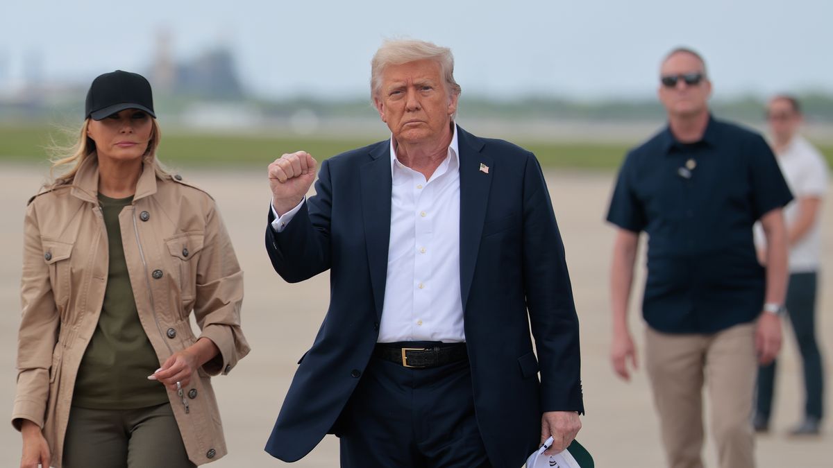 SAN ANTONIO, TEXAS - JULY 11: President Donald Trump and first lady Melania Trump arrive at Lackland Air Force Base to survey damage and meet with first responders and victims of last week's flash flooding on July 11, 2025 in San Antonio, Texas. Trump traveled to Texas one week after flash flooding along the Guadalupe River swept through cities, mobile home parks and summer camps, killing 120 people. Ninety-six of those killed were in Kerr County, where the toll includes at least 36 children. (Photo by Chip Somodevilla/Getty Images)