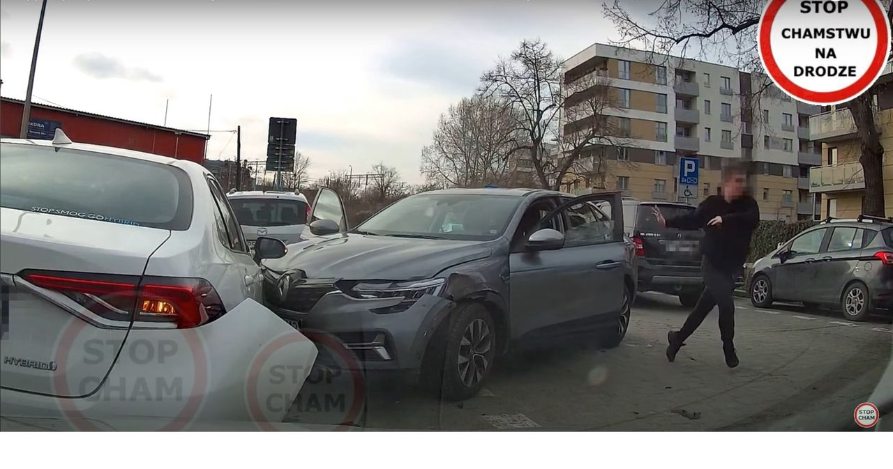 Wypożyczyli jedno auto, rozbili cztery i uciekli. Szuka ich policja (wideo)