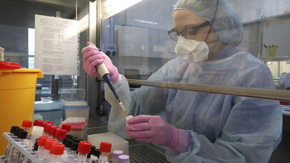 Badania nad eksperymentalnym lekiem na COVID-19 prawdopodobnie rozpoczną się w lipcu.