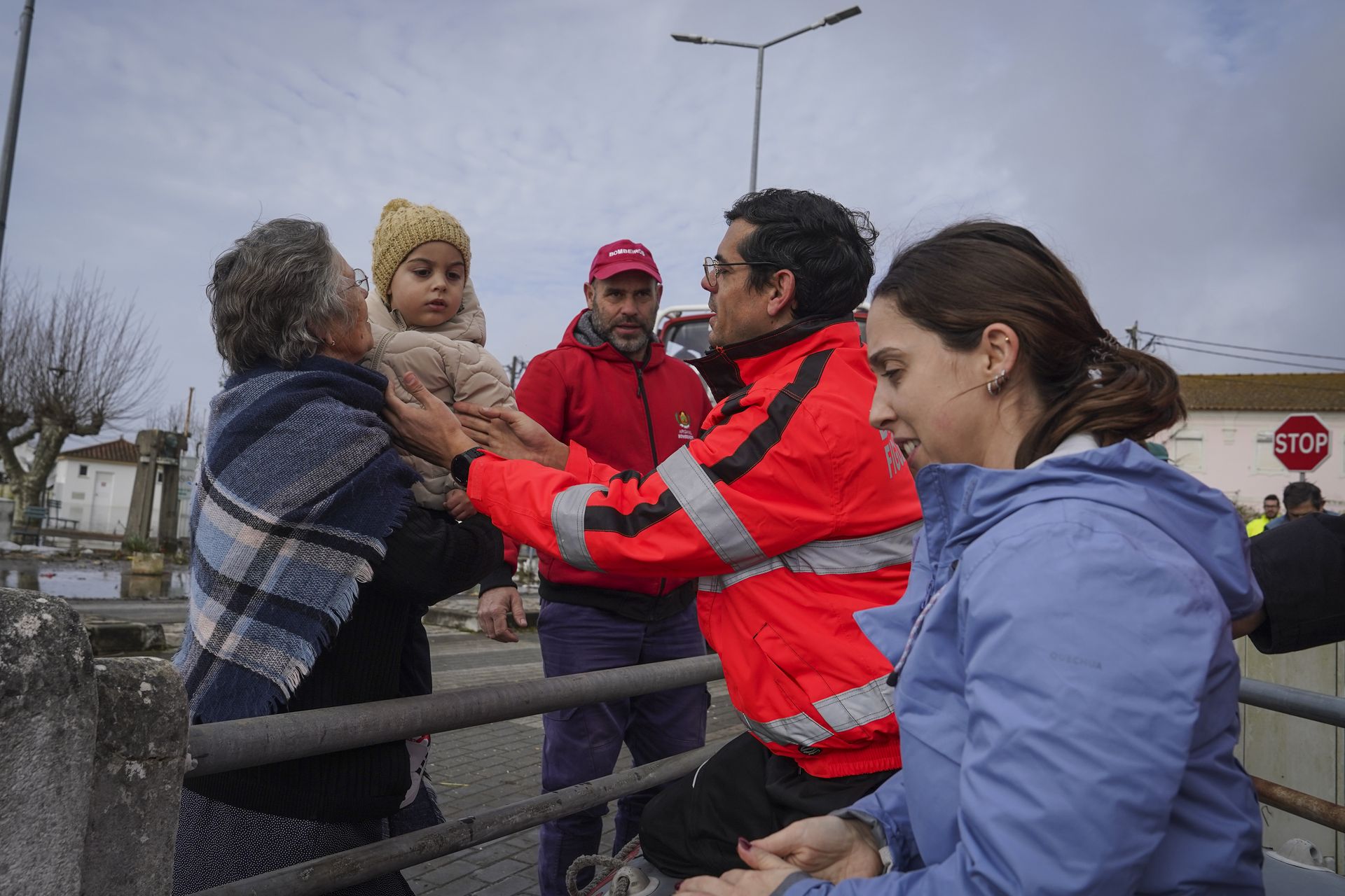 Zdjęcie: Powódź w Portugalii prowadzi do ewakuacji 5 tysięcy osób