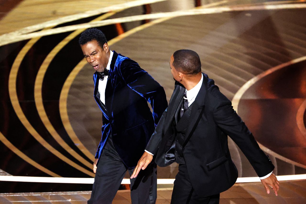 Chris Rock dostał w twarz na Oscarach. W końcu zabrał głos