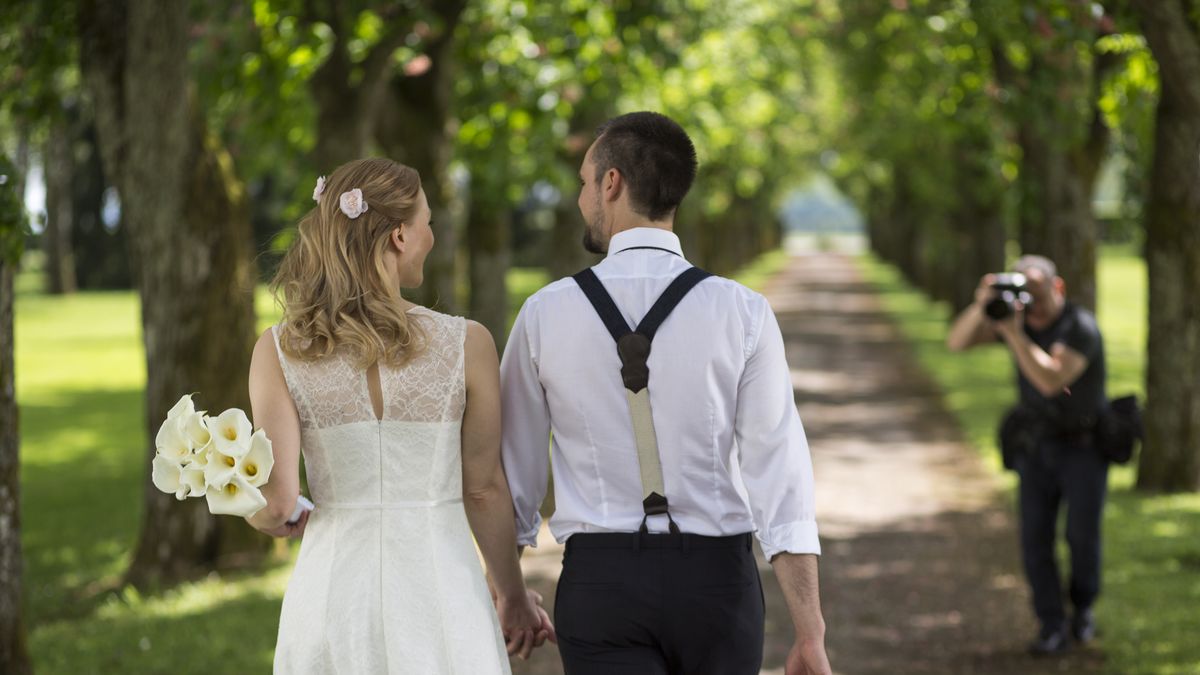 Nowożeńcy bezlitośni dla fotografa