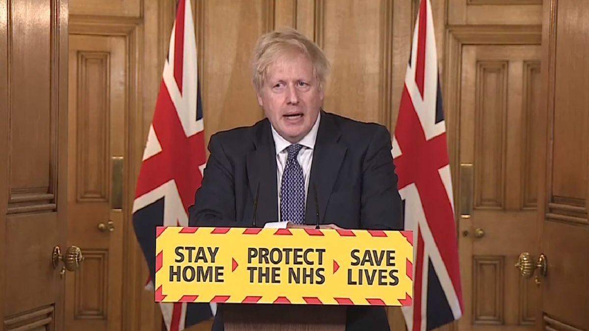 Premier Wielkiej Brytanii twierdzi, że szczyt epidemii miał już miejsce. Planowane jest "odmrażanie gospodarki". 