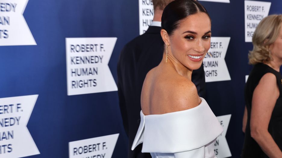 Meghan Markle chce pojednać się z Karolem