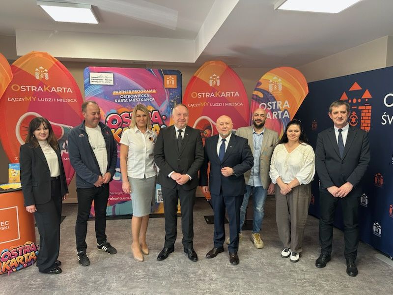 OstraKarta daje coraz więcej. Nowe firmy, nowe zniżki i ponad 12 tysięcy aktywnych kart mieszkańca
