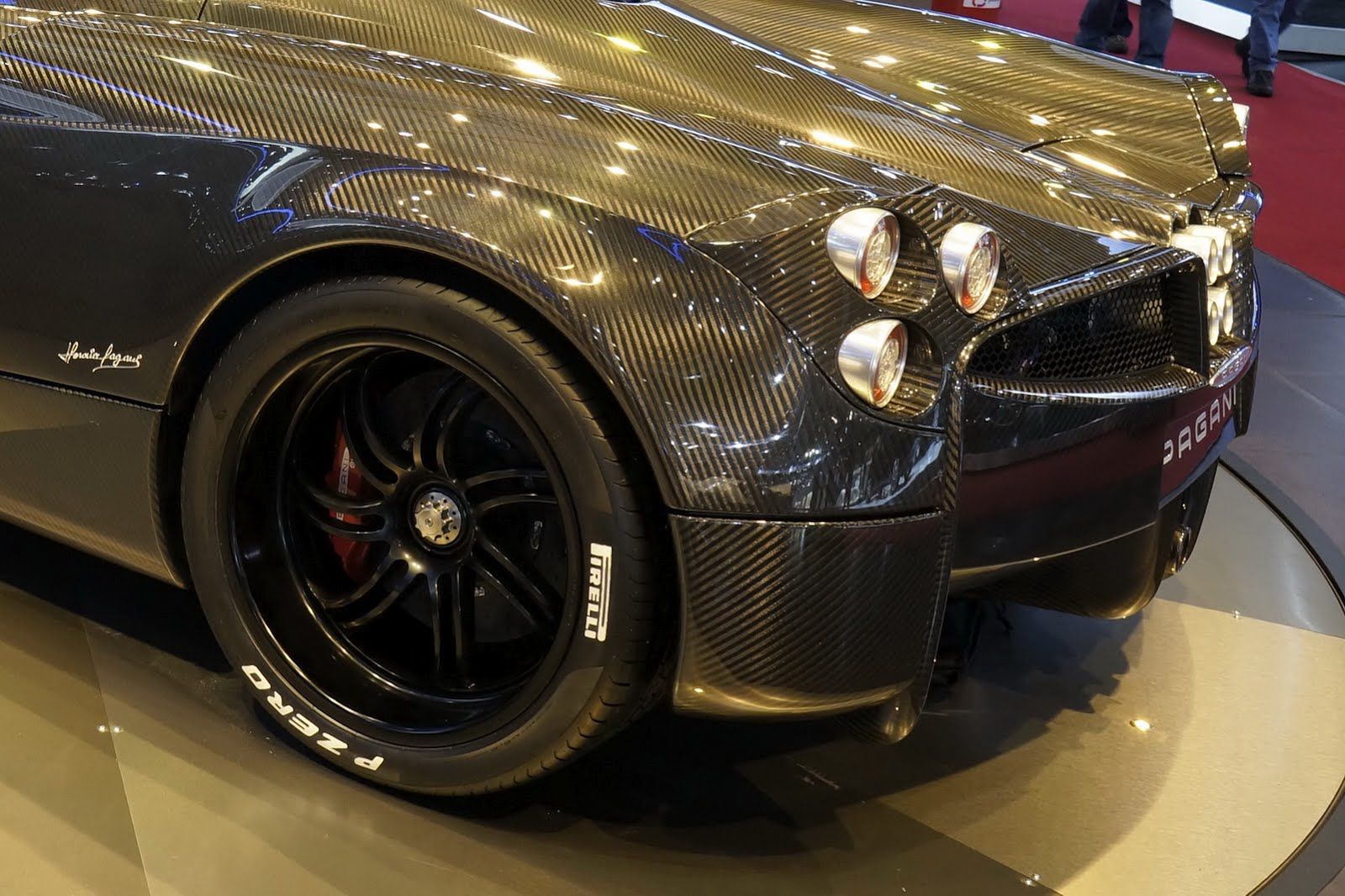 Pagani Huayra Carbon Edition