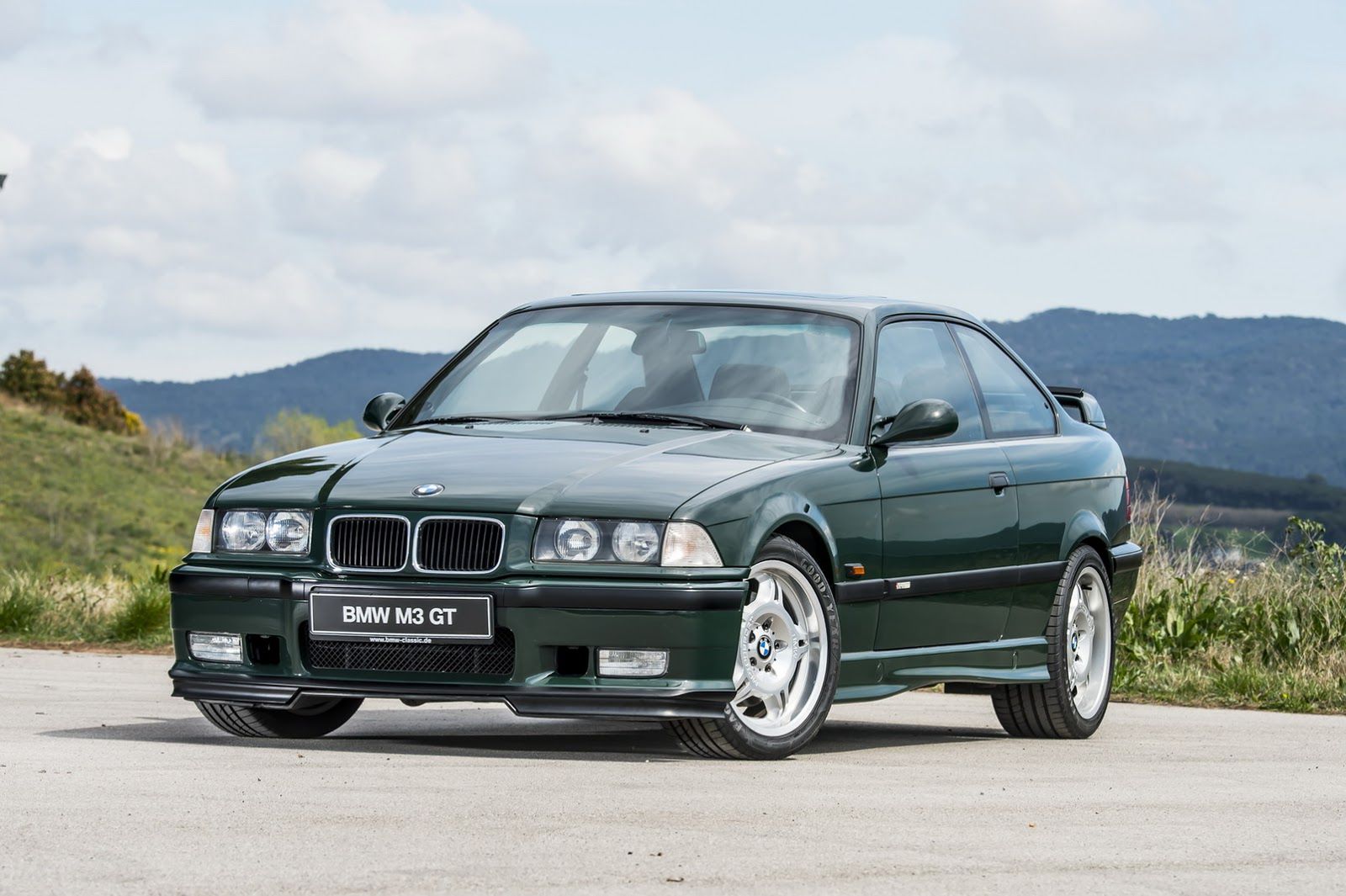 [h2]BMW M3 GT (E36)[/h2]