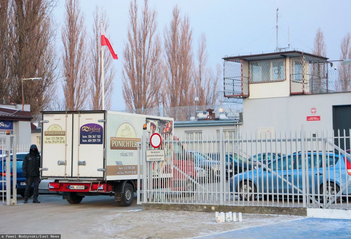 Areszt Śledczy Warszawa-Grochów. Na warunki w celi i "tortury" poskarżyła się urzędniczka aresztowana w związku z aferą z Funduszem Sprawiedliwości